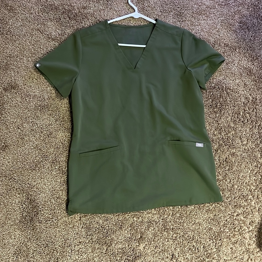 Dark olive casma top and jogger bottoms